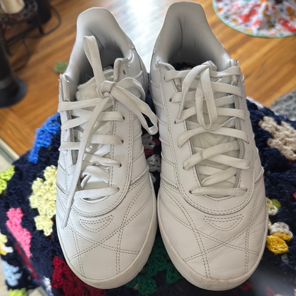 White Casual Sneakers